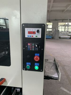 빠른 생산 라인 코팅을 위한 산업용 365nm 듀얼 램프 자외선 완화 시스템