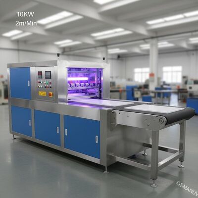 컨베이어 벨트와 10KW 2m/Min 평평한 오프라인 Uv 로울 코팅기