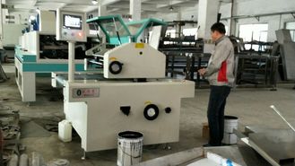 MDF 살포 코팅 기계 180m/Min 620mm를 그리는 효과적인 폭 Uv