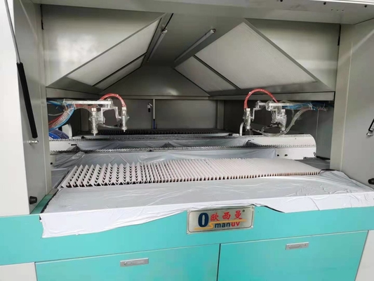 PLC / HMI 제어 시스템 분무 피복기 3 바 압력은 3 밀리미터를 특화했습니다