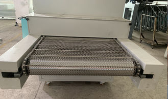 컨베이어 시스템 6.8KW 전체 전력 공기 냉각법을 치료하는 두 램프 Uv