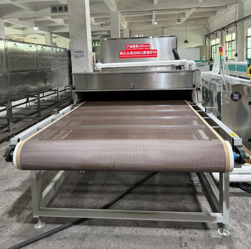 펄프 성형을 위한 에너지 효율적인 전자레인지 건조 시스템: 빠르고 균일한 내부 가열