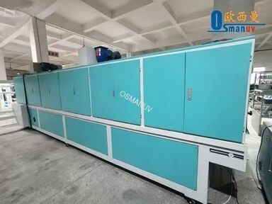 목재 및 패널용 연속 172nm 엑시머 소프트 터치 코팅 라인 – 맞춤형 폭(600-2100mm) 및 광택 수준(1-10 GU)