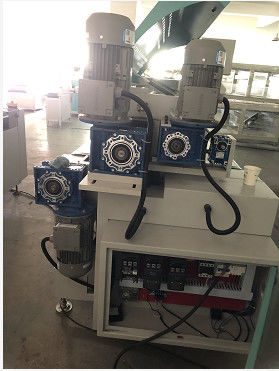 전원 공급 AC220V/50HZ 및 스프레이 코팅 장비의 0-1000ml/min 스프레이 볼륨